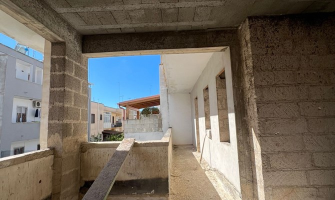 /public/fotoimmobili/001-af9a00ca-891a-4739-a3c5-15ddd4d85974.jpg.ashx?width=670&height=400&mode=crop