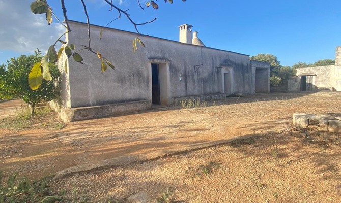 /public/fotoimmobili/001-foto-savio-trullo-91.jpg.ashx?width=670&height=400&mode=crop