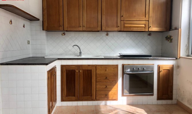 /public/fotoimmobili/004-037b453d-33fa-4959-a46a-027eb85e8b18-1.jpg.ashx?width=670&height=400&mode=crop