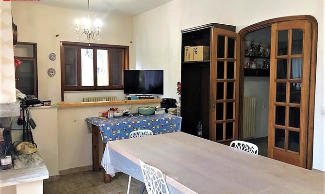/public/fotoimmobili/012-4cba5cae-7576-4f4c-8a48-dd6f7381d3bf.jpg.ashx?width=670&height=400&mode=crop