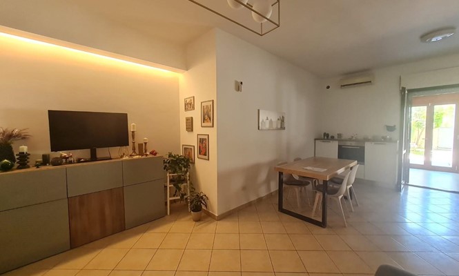 Appartamento in Vendita a Lecce - via  Antonio dell&# 39 - Leuca