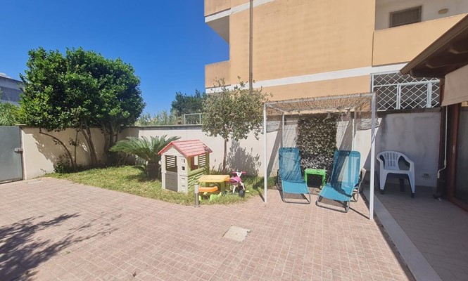 Appartamento in Vendita a Lecce - via  Antonio dell&# 39 - Leuca