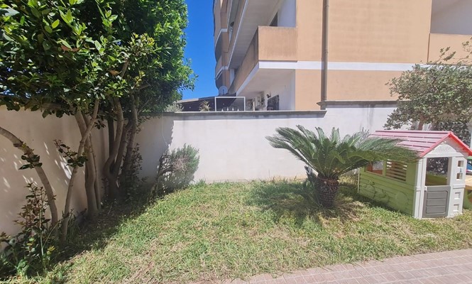 Appartamento in Vendita a Lecce - via  Antonio dell&# 39 - Leuca