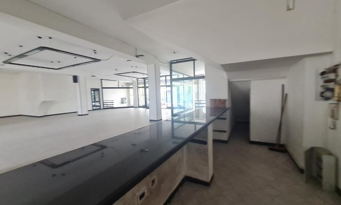Laboratorio in Vendita a Lecce - via  Marco Basseo - Centro Storico