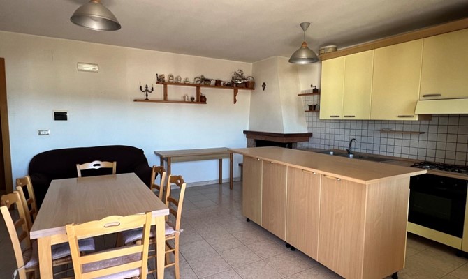 /public/fotoimmobili/1353447-lhqes48up.jpeg.ashx?width=670&height=400&mode=crop