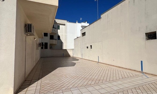 /public/fotoimmobili/1353447-pxbu16e.jpeg.ashx?width=670&height=400&mode=crop