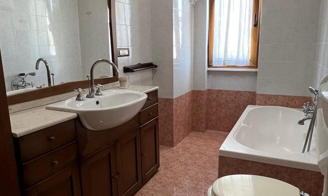 /public/fotoimmobili/1353447-qr8k51g7s.jpeg.ashx?width=670&height=400&mode=crop