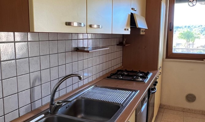 /public/fotoimmobili/1353447-zzj428rdf.jpeg.ashx?width=670&height=400&mode=crop