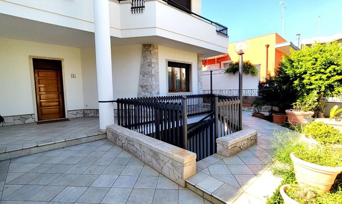 /public/fotoimmobili/1354480-bvnp630f.jpg.ashx?width=670&height=400&mode=crop