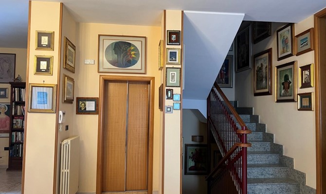 /public/fotoimmobili/1354480-hj0n.jpeg.ashx?width=670&height=400&mode=crop