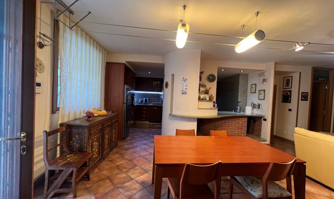 /public/fotoimmobili/1354480-mgk265ks.jpeg.ashx?width=670&height=400&mode=crop