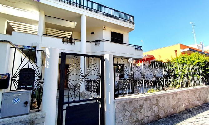 /public/fotoimmobili/1354480-qzmdl230pb2.jpg.ashx?width=670&height=400&mode=crop