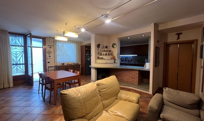 /public/fotoimmobili/1354480-rr971dp.jpeg.ashx?width=670&height=400&mode=crop