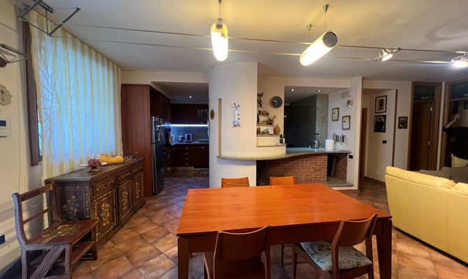 /public/fotoimmobili/1354480-xkbl20jvb.jpeg.ashx?width=670&height=400&mode=crop