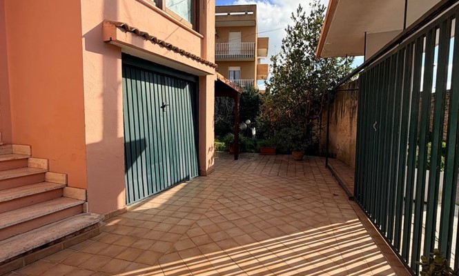 Casale in Vendita a Miggiano - via  Provinciale