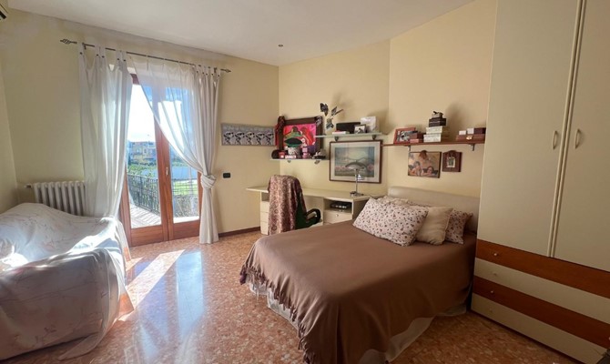 /public/fotoimmobili/1374678-xe50ly.jpg.ashx?width=670&height=400&mode=crop