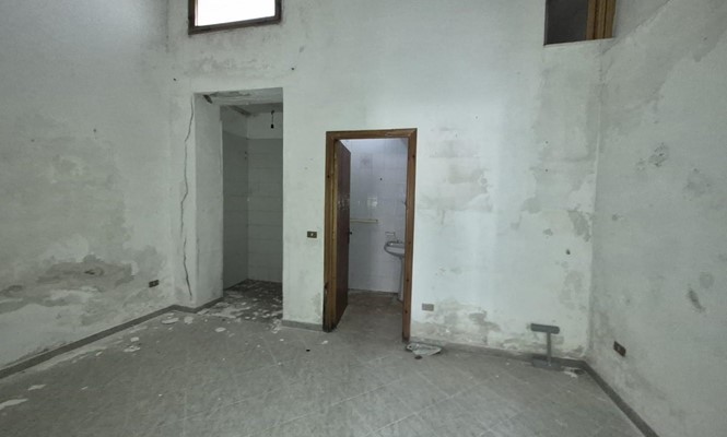 Appartamento in Vendita a Lecce - pzta  San Giovanni dei Fiorentini - Centro Storico