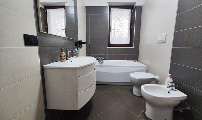 /public/fotoimmobili/1394264-abs35rt.jpg.ashx?width=670&height=400&mode=crop