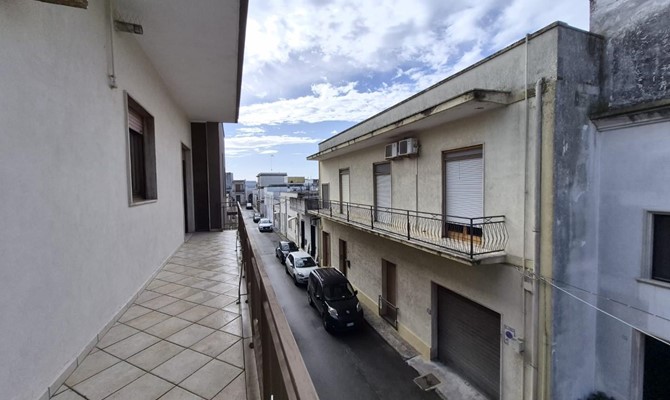 /public/fotoimmobili/1394713-lfjj27nq.jpg.ashx?width=670&height=400&mode=crop