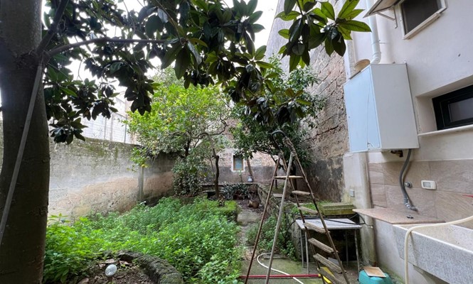 Appartamento in Vendita a Lizzanello - via Lecce