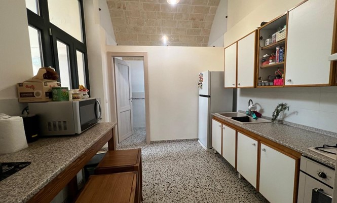 Appartamento in Vendita a Lizzanello - via Lecce