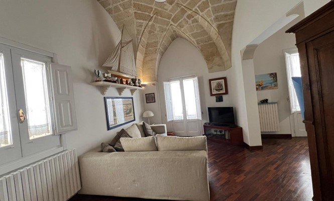 Stabile/palazzo in Vendita a Copertino -  Storico