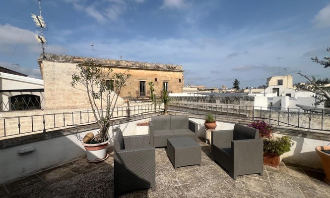 Stabile/palazzo in Vendita a Copertino -  Storico