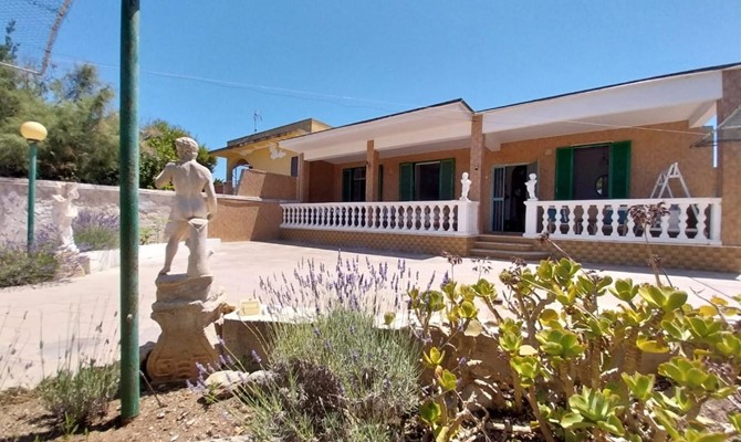 /public/fotoimmobili/1406378-5kpe80mdy.jpg.ashx?width=670&height=400&mode=crop