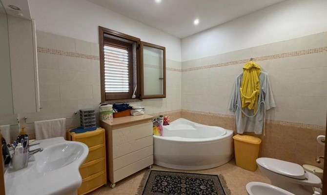 /public/fotoimmobili/1406526-xv41jy.jpg.ashx?width=670&height=400&mode=crop