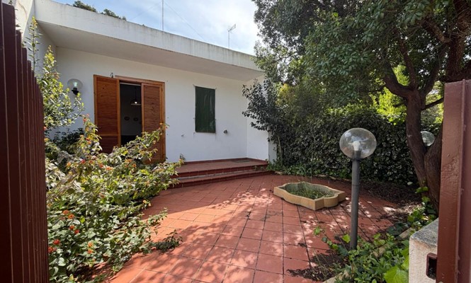 Appartamento in Vendita a Leverano - via Geremia Re