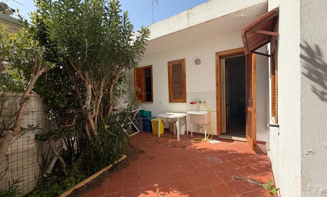 Appartamento in Vendita a Leverano - via Geremia Re