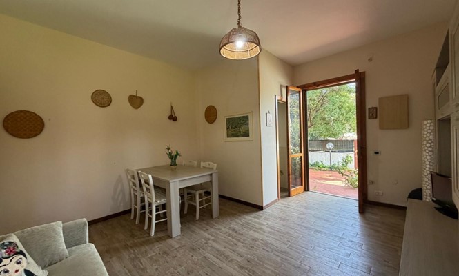 Appartamento in Vendita a Leverano - via Geremia Re