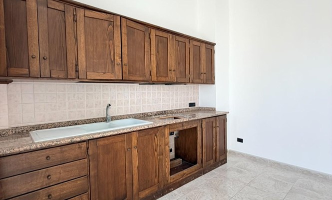 Ufficio in Vendita a Campi Salentina - via Pacinotti, Campi Salentina
