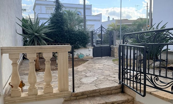 Appartamento in Vendita a Lecce - pzta Arte della Stampa - Centro Storico