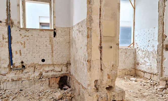 Magazzino in Vendita a Lecce - via Forlanini
