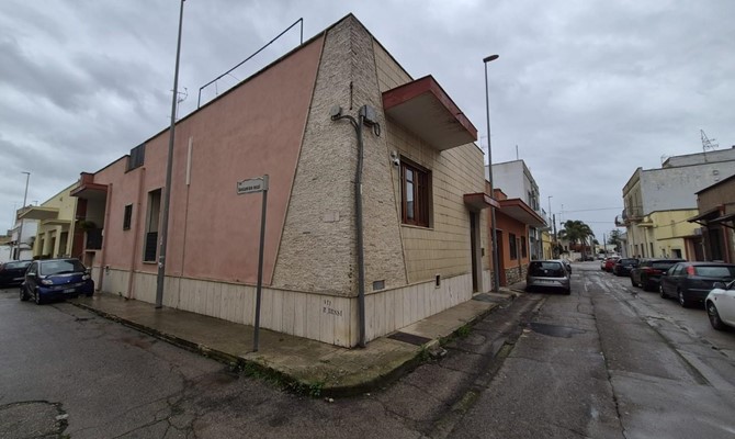 /public/immobili/1389886-6a19l.jpg.ashx?width=670&height=400&mode=crop