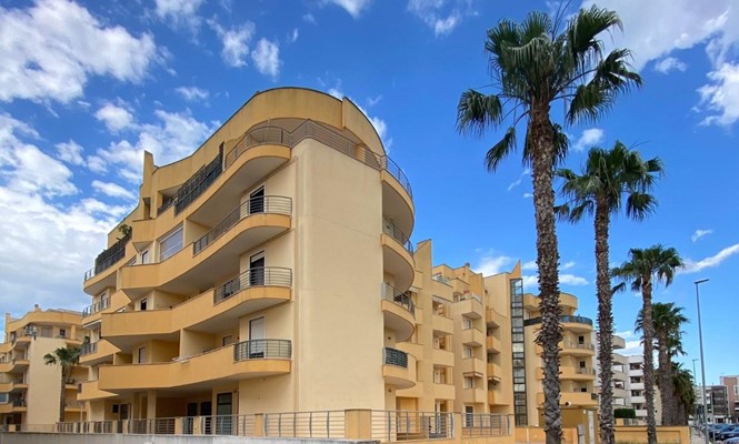 Magazzino in Vendita a Lecce - via Forlanini